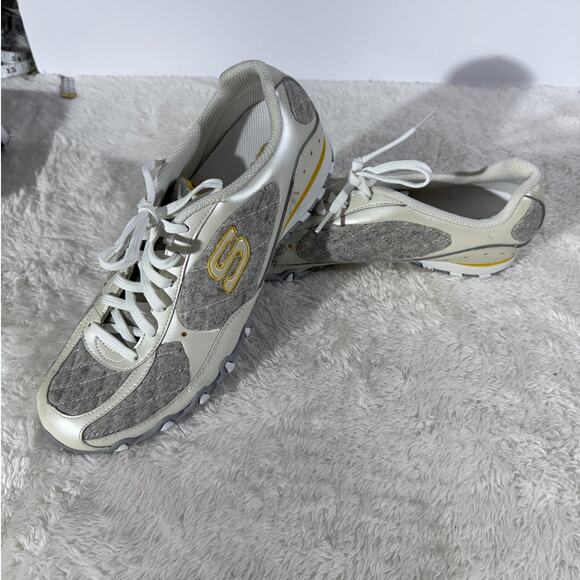 Skechers Women's Light Bling Leather & Canvas Gray Size 9.5 NWOT - Picture 1 of 6